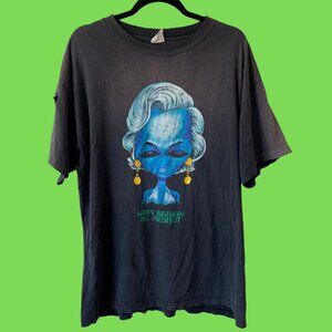 Vintage Six Flags Alien Marilyn Monroe T-Shirt XL Distressed 90s Graphic Tee